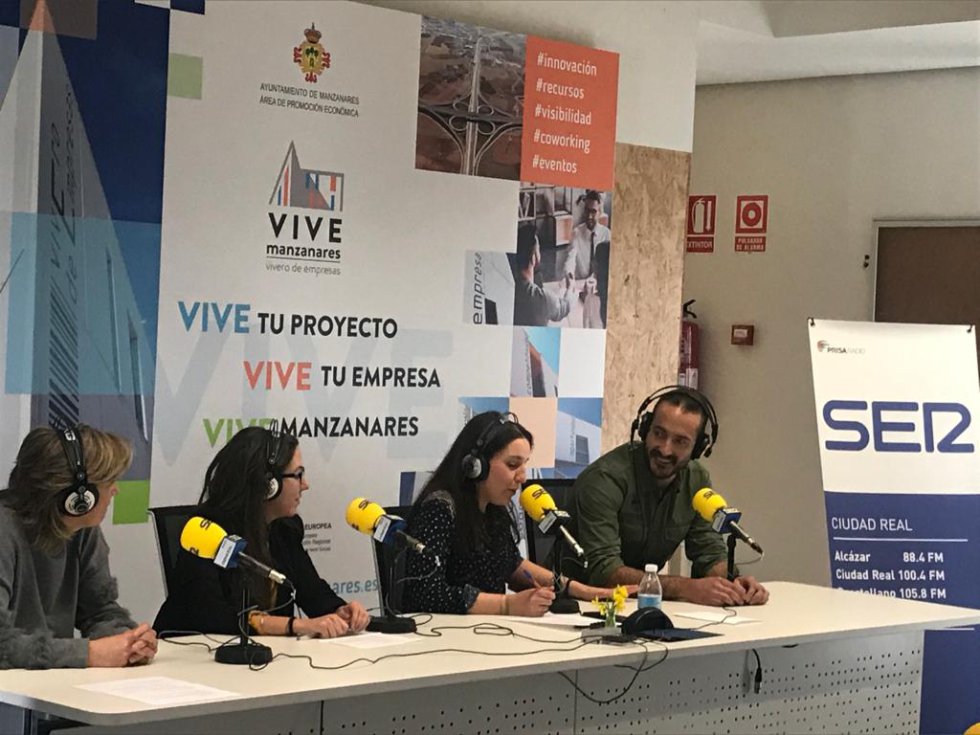 Especial Hoy por Hoy Ciudad real y provincia, desde el Coworking Escuela de organización Industrial Junta de Comunidades en Manzanares Especial Hoy por Hoy Ciudad real y provincia, desde el Coworking Escuela de organización Industrial Junta de Comunidades en Manzanares