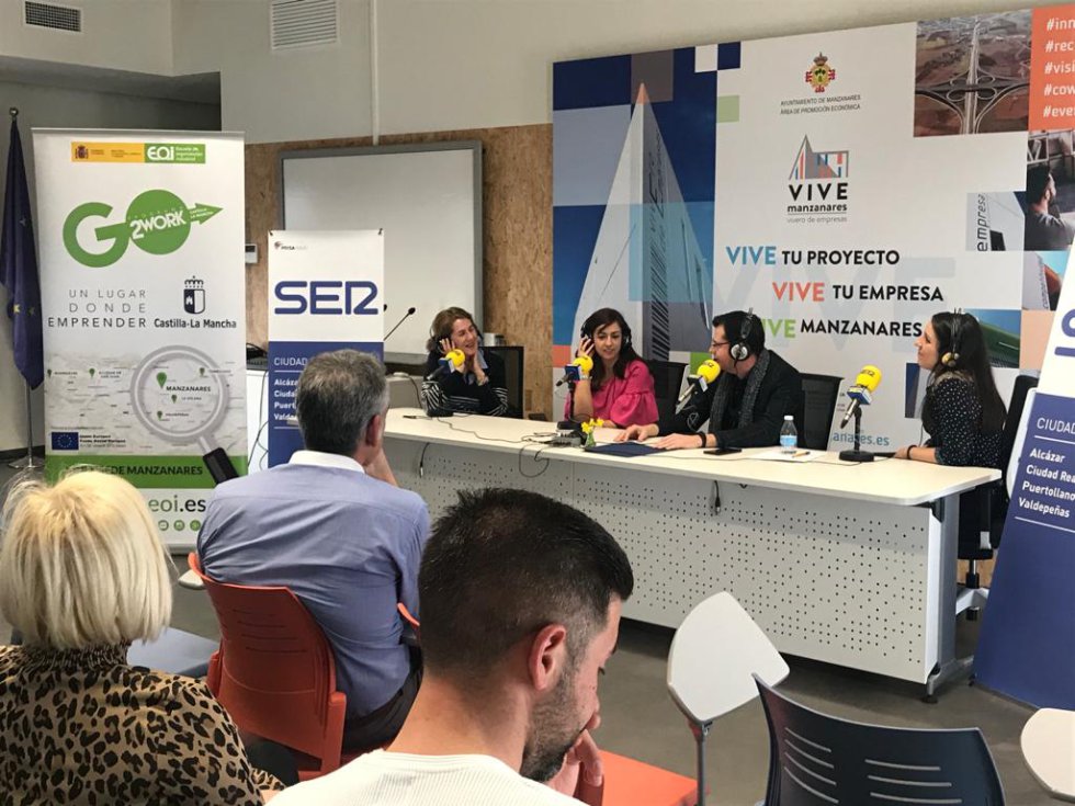 Especial Hoy por Hoy Ciudad real y provincia, desde el Coworking Escuela de organización Industrial Junta de Comunidades en Manzanares Especial Hoy por Hoy Ciudad real y provincia, desde el Coworking Escuela de organización Industrial Junta de Comunidades en Manzanares