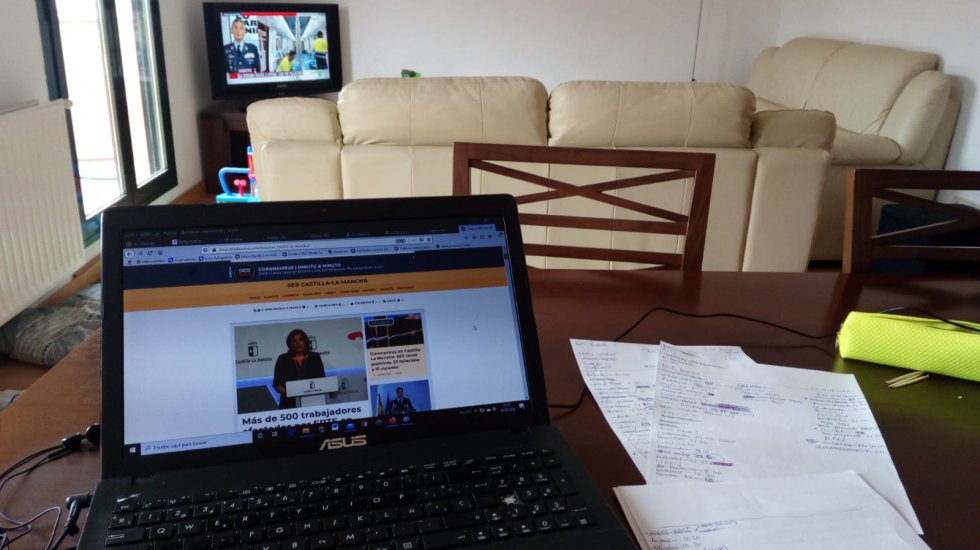 Rubén Delgado edita web desde casa Rubén Delgado edita web desde casa