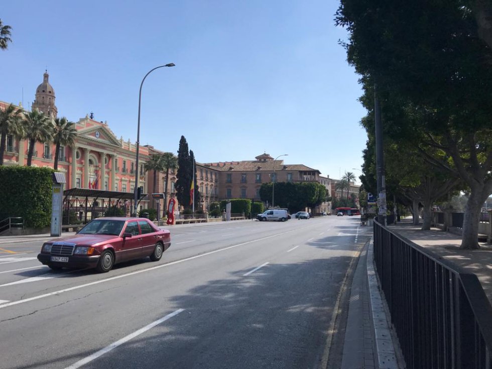Paseo Teniente Flomesta a la altura de la Glorieta de España (Murcia) Paseo Teniente Flomesta a la altura de la Glorieta de España (Murcia)
