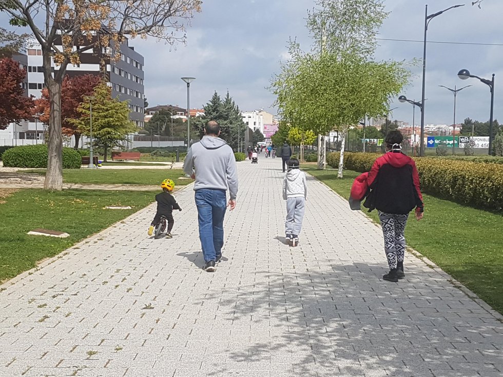 Los niños de Albacete salen a la calle 45 días después del Estado de Alarma Los niños de Albacete salen a la calle 45 días después del Estado de Alarma