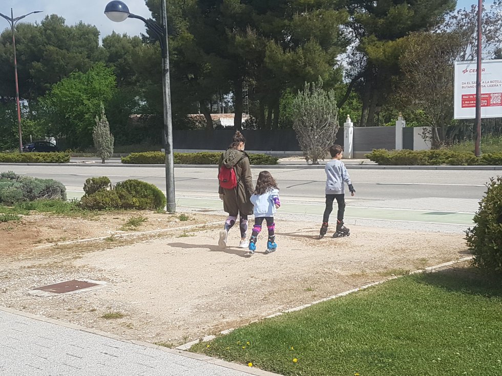 Los niños de Albacete salen a la calle 45 días después del Estado de Alarma Los niños de Albacete salen a la calle 45 días después del Estado de Alarma