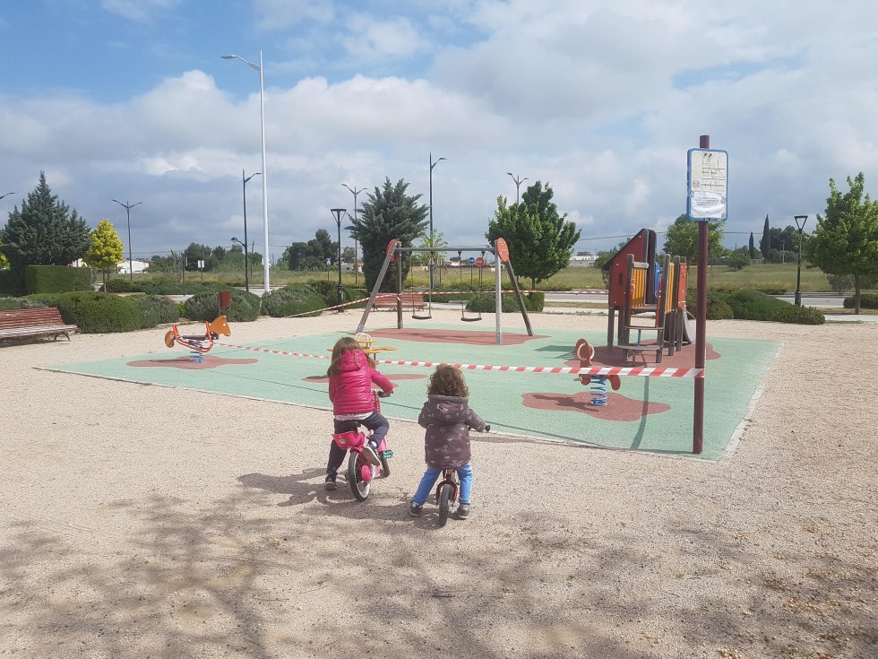 Los niños de Albacete salen a la calle 45 días después del Estado de Alarma Los niños de Albacete salen a la calle 45 días después del Estado de Alarma