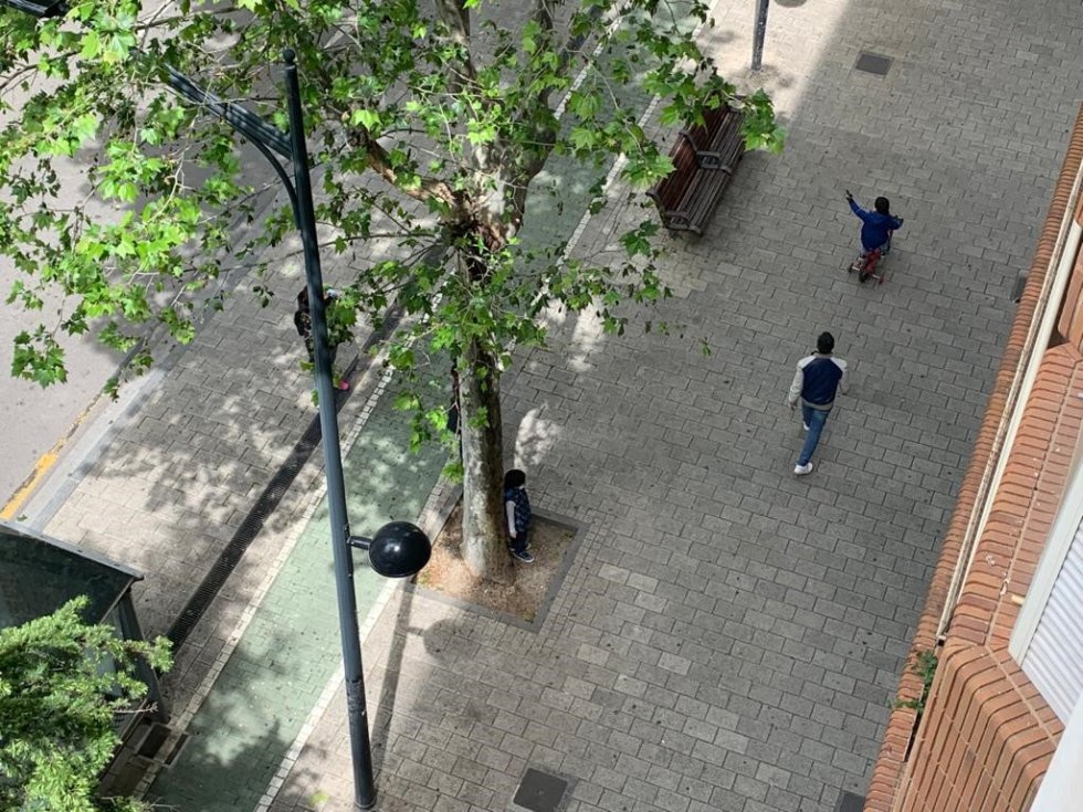 Los niños de Albacete salen a la calle 45 días después del Estado de Alarma Los niños de Albacete salen a la calle 45 días después del Estado de Alarma