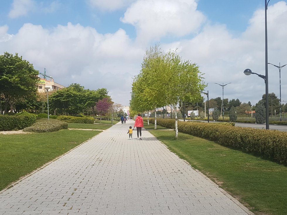 Los niños de Albacete salen a la calle 45 días después del Estado de Alarma Los niños de Albacete salen a la calle 45 días después del Estado de Alarma