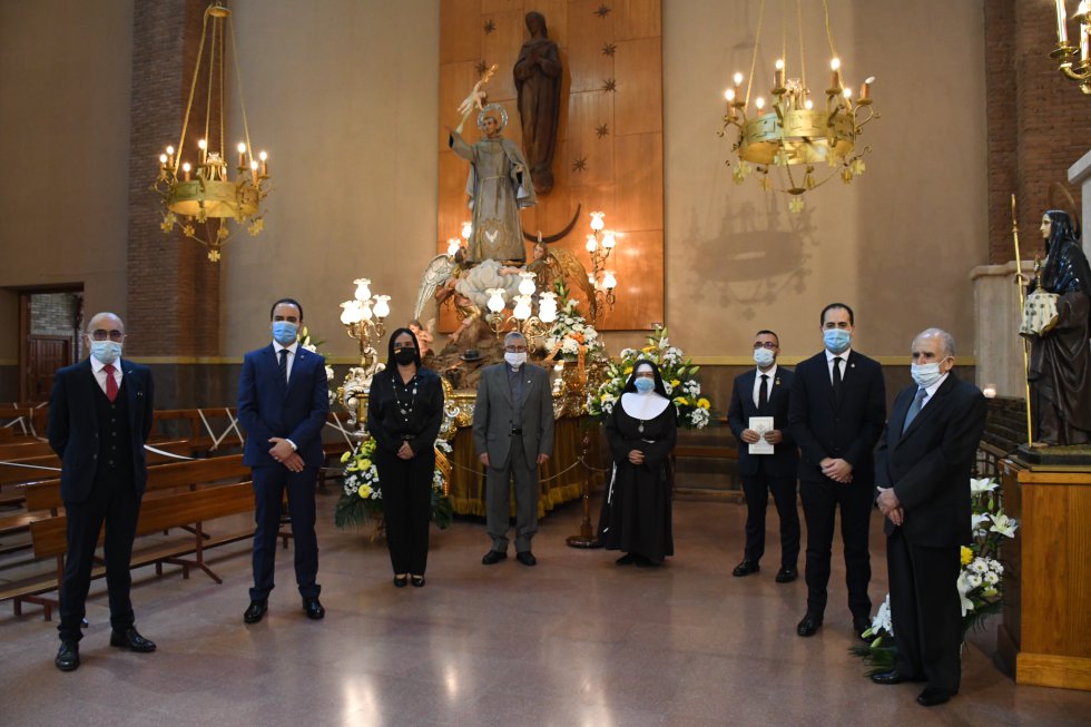 Vila-real celebra la misa de Sant Pascual a puerta cerrada Vila-real celebra la misa de Sant Pascual a puerta cerrada