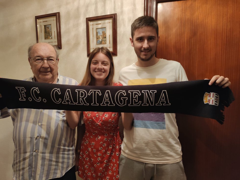 Aficionados y socios del Cartagena Aficionados y socios del Cartagena