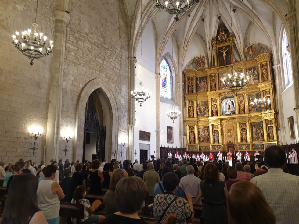 Todas las imágenes del homenaje a los afectados por la pandemia Todas las imágenes del homenaje a los afectados por la pandemia