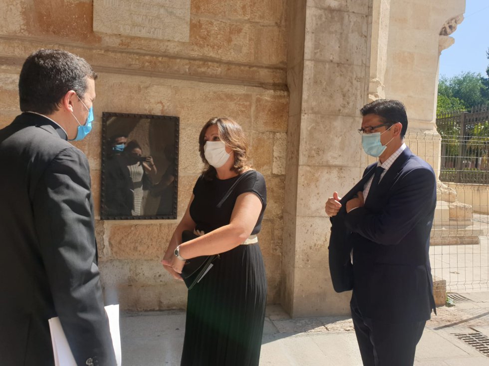 Todas las imágenes del homenaje a los afectados por la pandemia Todas las imágenes del homenaje a los afectados por la pandemia