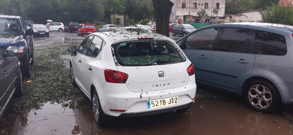 El granizo deja numerosos daños en Ciudad Real El granizo deja numerosos daños en Ciudad Real