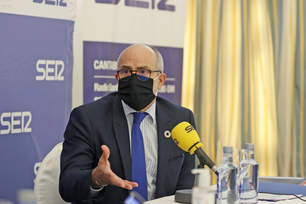 Miguel Rodríguez, durante su intervención en Foro Ser Cantabria. Miguel Rodríguez, durante su intervención en Foro Ser Cantabria.