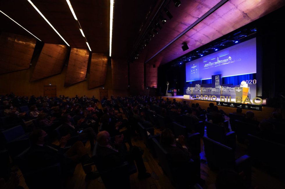 Público en el Palacio Euskalduna de Bilbao Público en el Palacio Euskalduna de Bilbao
