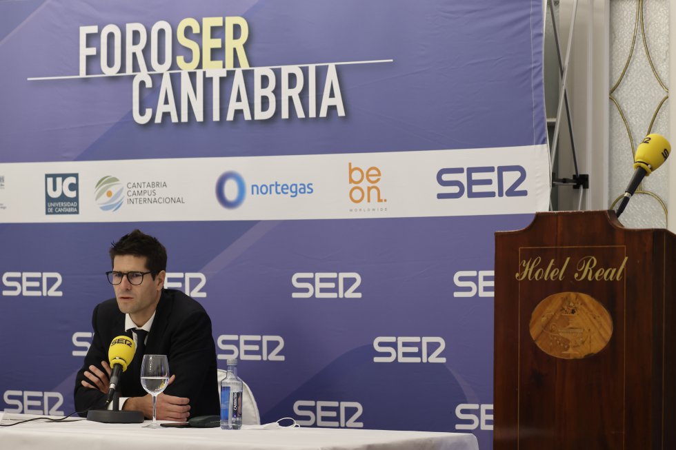 Javier Benito en otro momento de su intervención en Foro SER Cantabria. Javier Benito en otro momento de su intervención en Foro SER Cantabria.