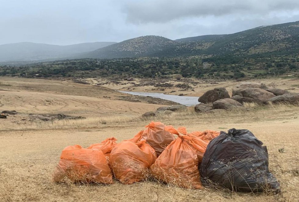 Recogen 733 kilos de basura en El Burguillo (Ávila) Recogen 733 kilos de basura en El Burguillo (Ávila)