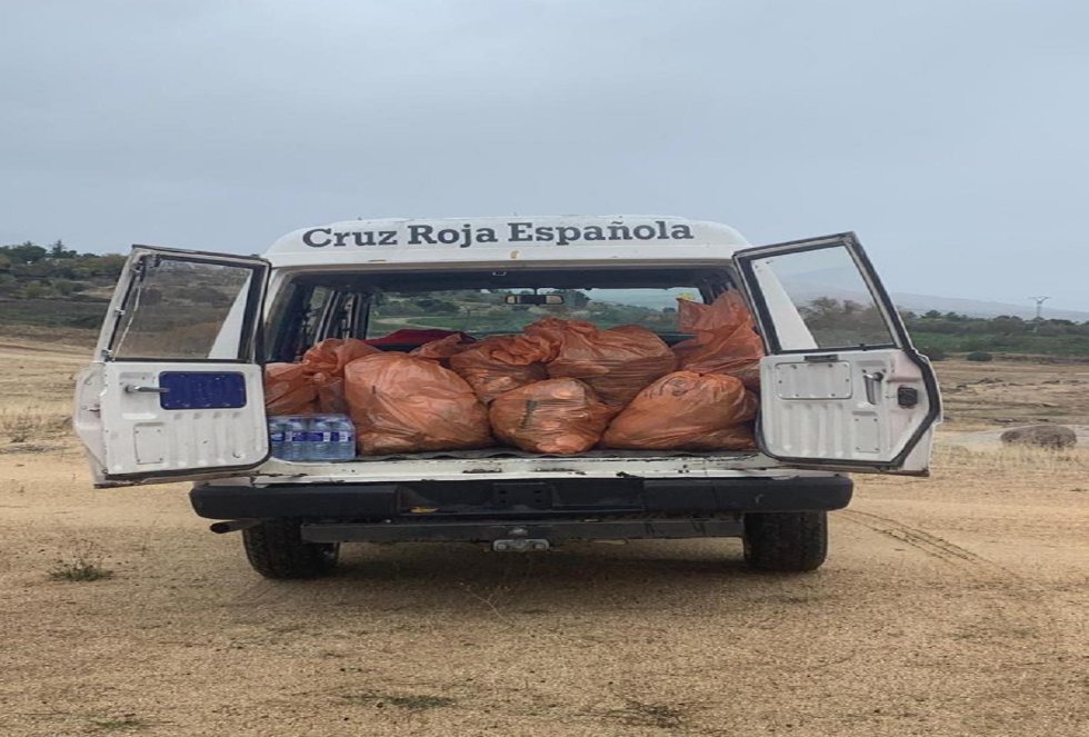 Recogen 733 kilos de basura en El Burguillo (Ávila) Recogen 733 kilos de basura en El Burguillo (Ávila)