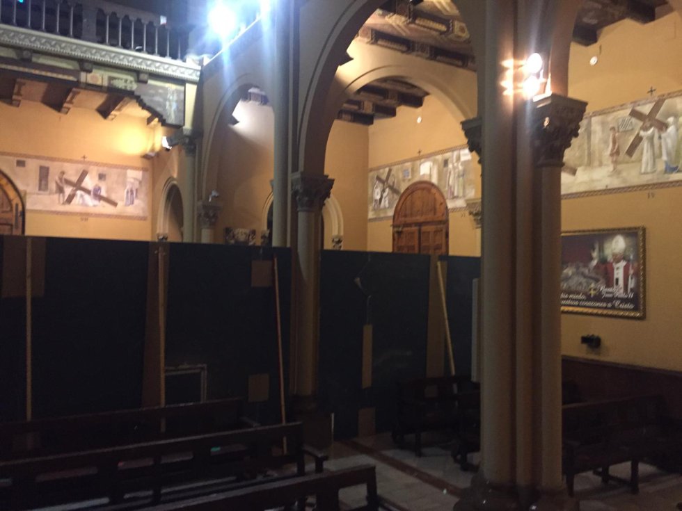 Fotogalería: El Hospital Provincial de Castelló convierte la iglesia del centro hospitalario en una sala de espera Fotogalería: El Hospital Provincial de Castelló convierte la iglesia del centro hospitalario en una sala de espera