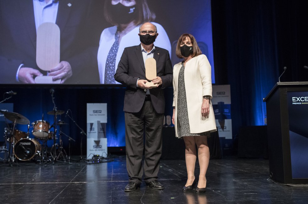Viralgen, Premio Radio San Sebastián a la Excelencia en la categoría de Investigación. Viralgen, Premio Radio San Sebastián a la Excelencia en la categoría de Investigación.