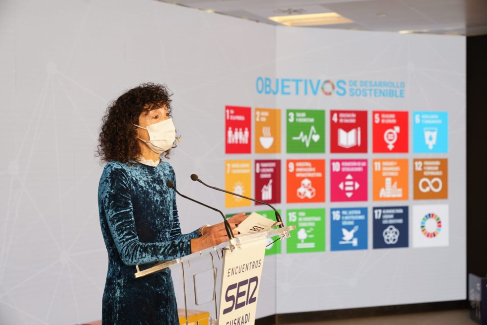 Eva Domaika, directora de Contenidos de SER Euskadi ha presentado el evento Eva Domaika, directora de Contenidos de SER Euskadi ha presentado el evento