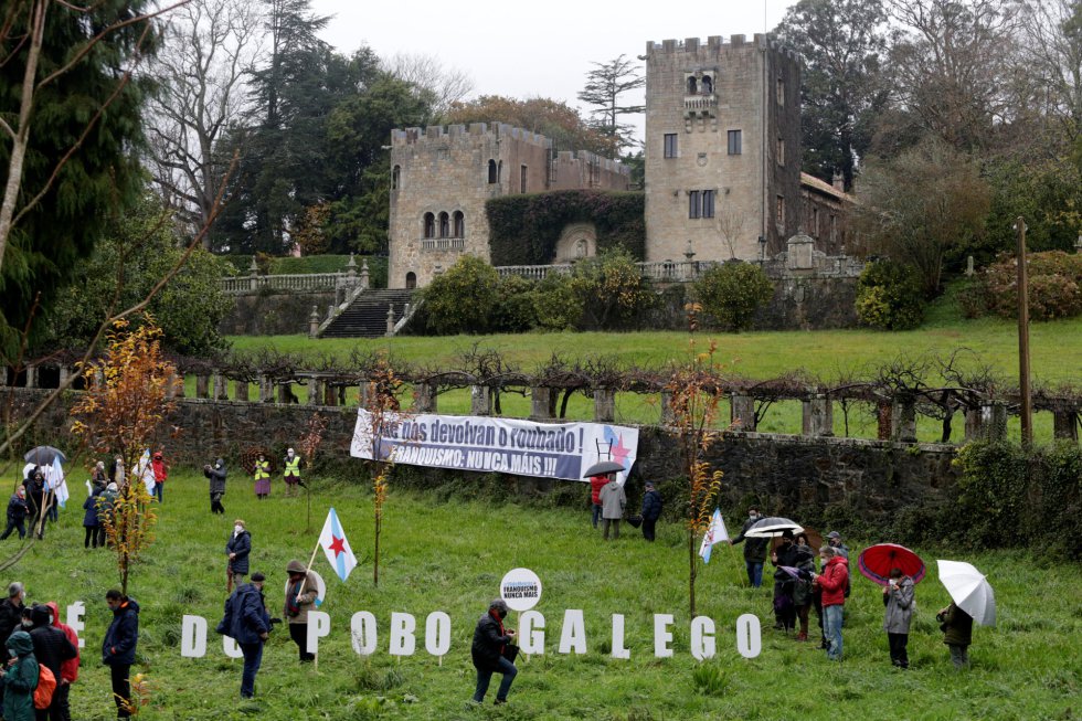 Los vecinos de Sada consideran que hoy se devuelve un inmueble que fue robado por los Franco. Los vecinos de Sada consideran que hoy se devuelve un inmueble que fue robado por los Franco.