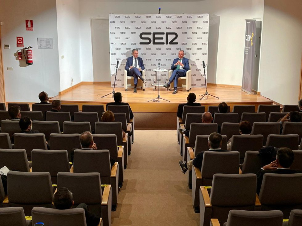 Imágenes del Encuentros SER con Salvador Navarro, presidente de la CEV Imágenes del Encuentros SER con Salvador Navarro, presidente de la CEV