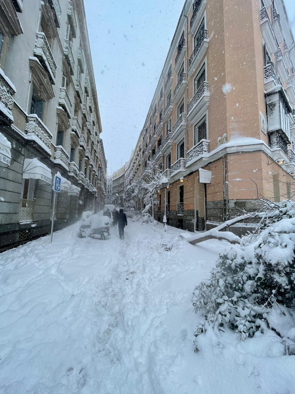 Una calle de Madrid durante el temporal Una calle de Madrid durante el temporal