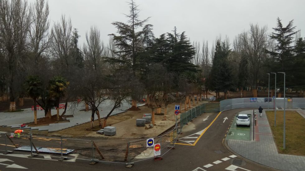 El proyecto de remodelación se está llevando a cabo financiado por los Fondos Europeos de Desarrollo Regional y la colaboración de la Junta de Castilla y León El proyecto de remodelación se está llevando a cabo financiado por los Fondos Europeos de Desarrollo Regional y la colaboración de la Junta de Castilla y León