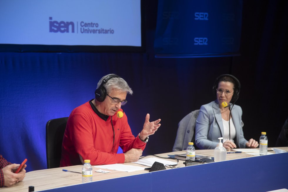 Carles Francino y Ana Belén Castejón Carles Francino y Ana Belén Castejón