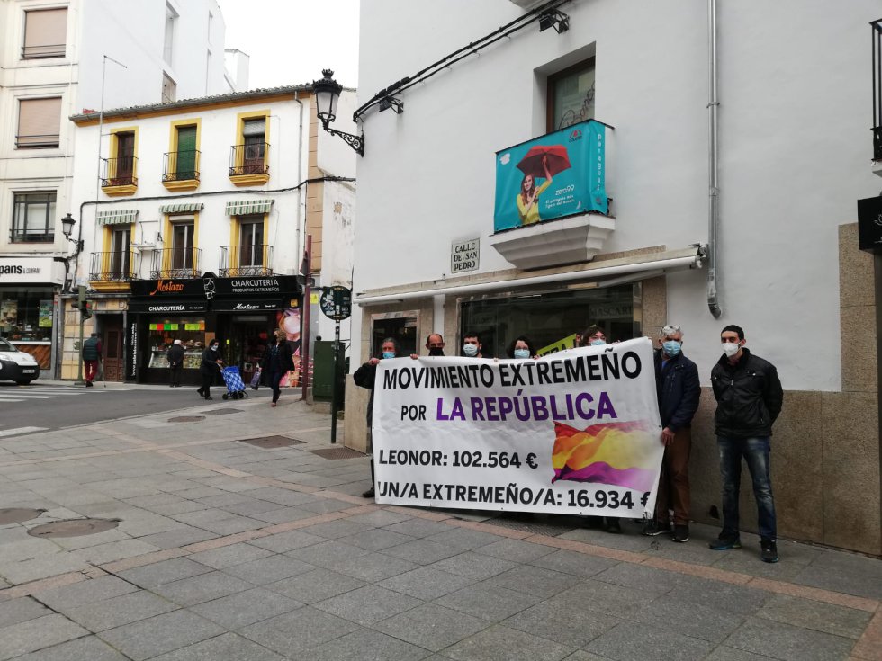 Protestas republicanas en San Pedro y Plaza Mayor Protestas republicanas en San Pedro y Plaza Mayor