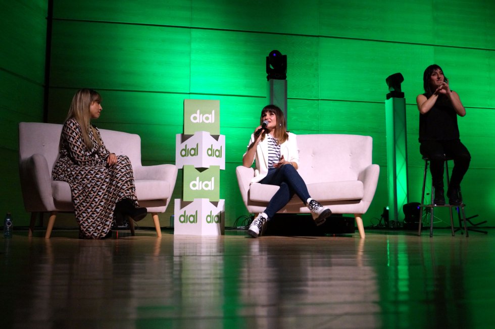 Las mejores imágenes del 'Encuentro Dial con Rozalén' Las mejores imágenes del 'Encuentro Dial con Rozalén'