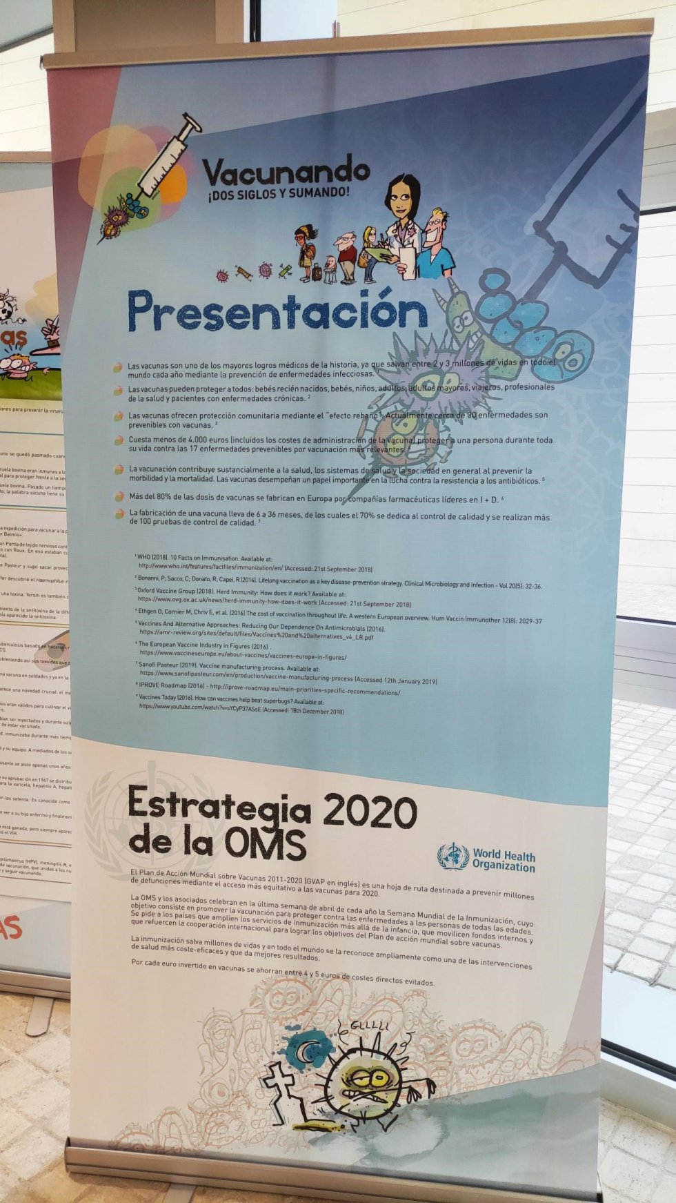 La exposición consta de nueve paneles informativos que repasan la historia de la vacunas La exposición consta de nueve paneles informativos que repasan la historia de la vacunas