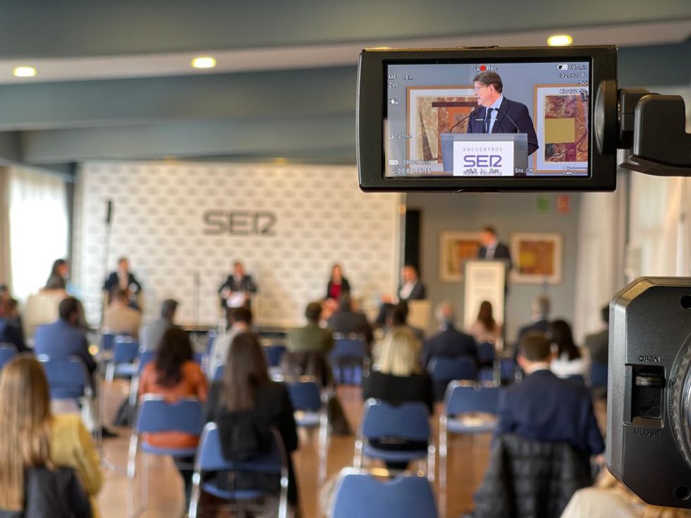 Fotogalería: Encuentros SER, "La empresa familiar tiene futuro" Fotogalería: Encuentros SER, "La empresa familiar tiene futuro"