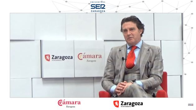 The manager of Zaragoza Vivienda, Chema Ruiz de Temiño, during his speech at the SER Meeting on urban planning in Zaragoza