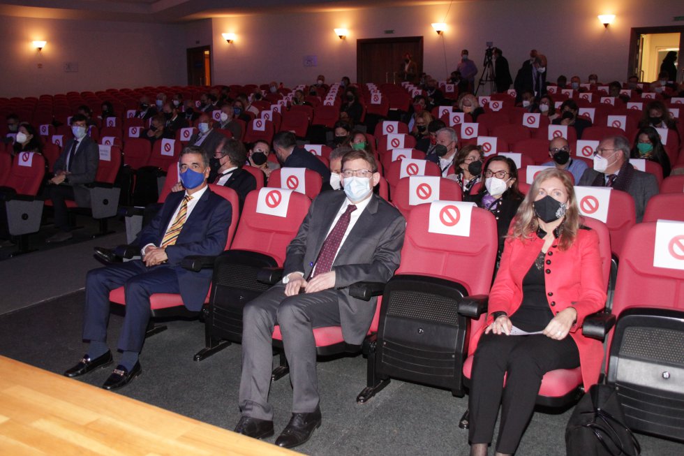 FOTOGALERÍA | 'Encuentro Sostenibilidad. Nuevos retos económicos, sociales y medioambientales' FOTOGALERÍA | 'Encuentro Sostenibilidad. Nuevos retos económicos, sociales y medioambientales'