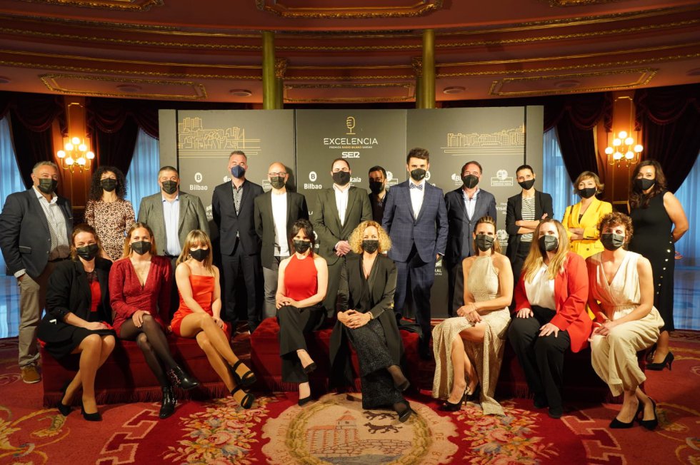 Parte del equipo de Radio Bilbao que ha colaborado en la gala Parte del equipo de Radio Bilbao que ha colaborado en la gala
