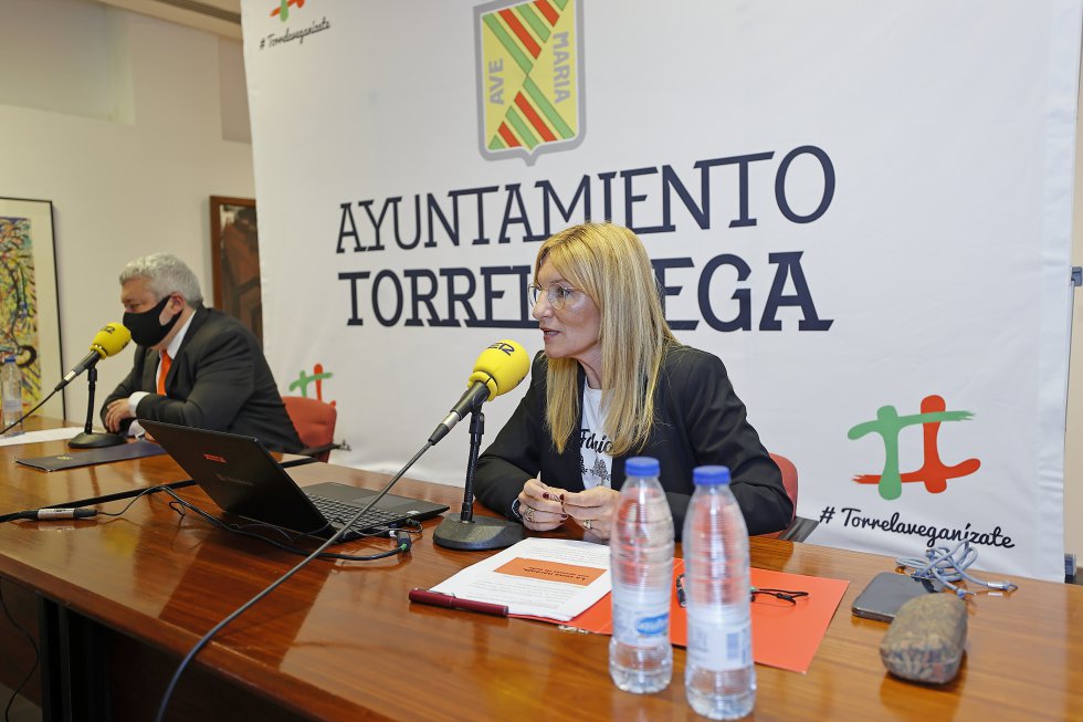 La alcaldesa de Rubí, Ana María Martínez, durante su intervención. La alcaldesa de Rubí, Ana María Martínez, durante su intervención.