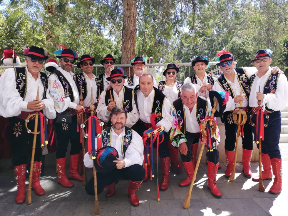 Recuerda tus Moros y Cristianos y participa en el concurso de Radio Elda SER y Los40 (I) Recuerda tus Moros y Cristianos y participa en el concurso de Radio Elda SER y Los40 (I)