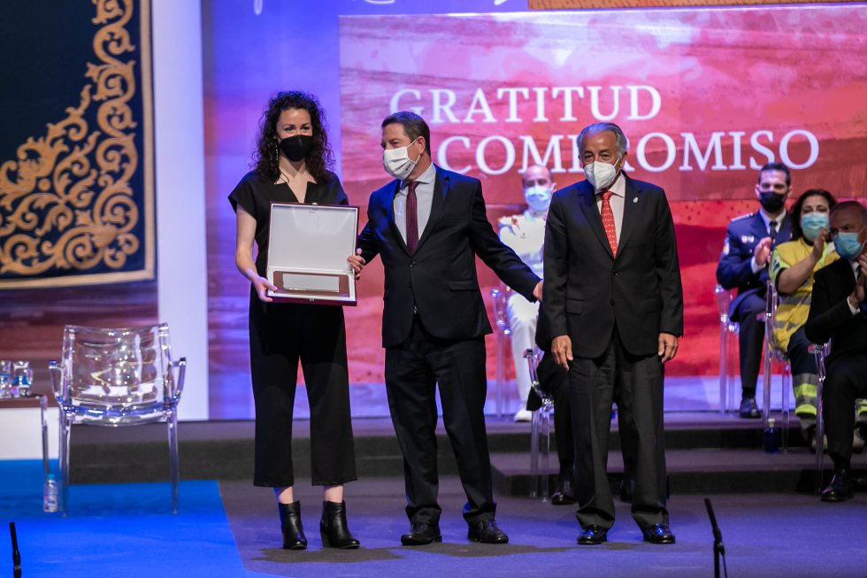 D. Esteban González y A. Pérez Herrera D. Esteban González y A. Pérez Herrera