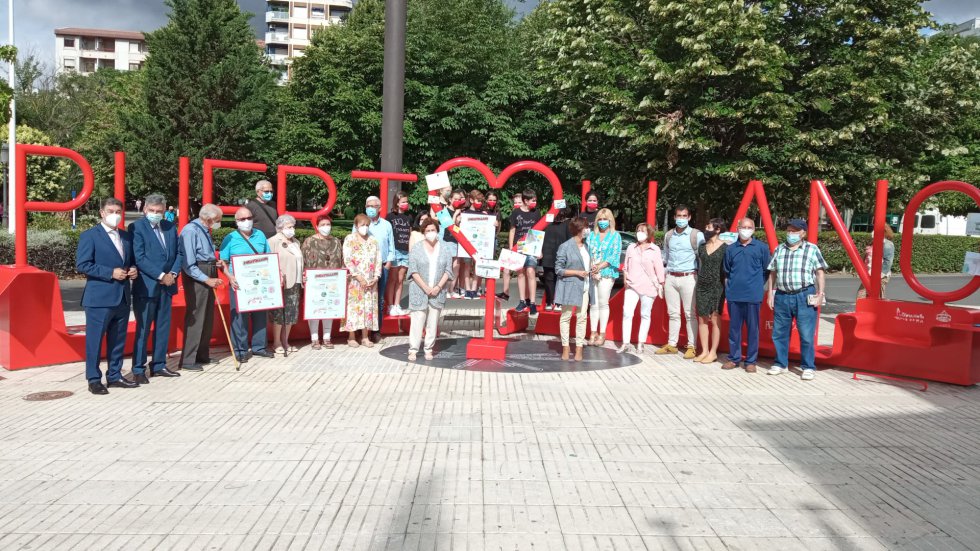 Foto de familia del día de la inauguración Foto de familia del día de la inauguración