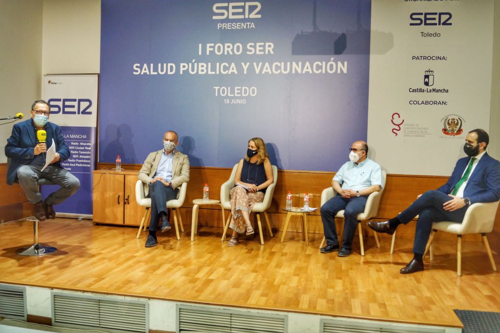 Imágenes del I Foro de Salud Pública y Vacunación de SER Toledo Imágenes del I Foro de Salud Pública y Vacunación de SER Toledo