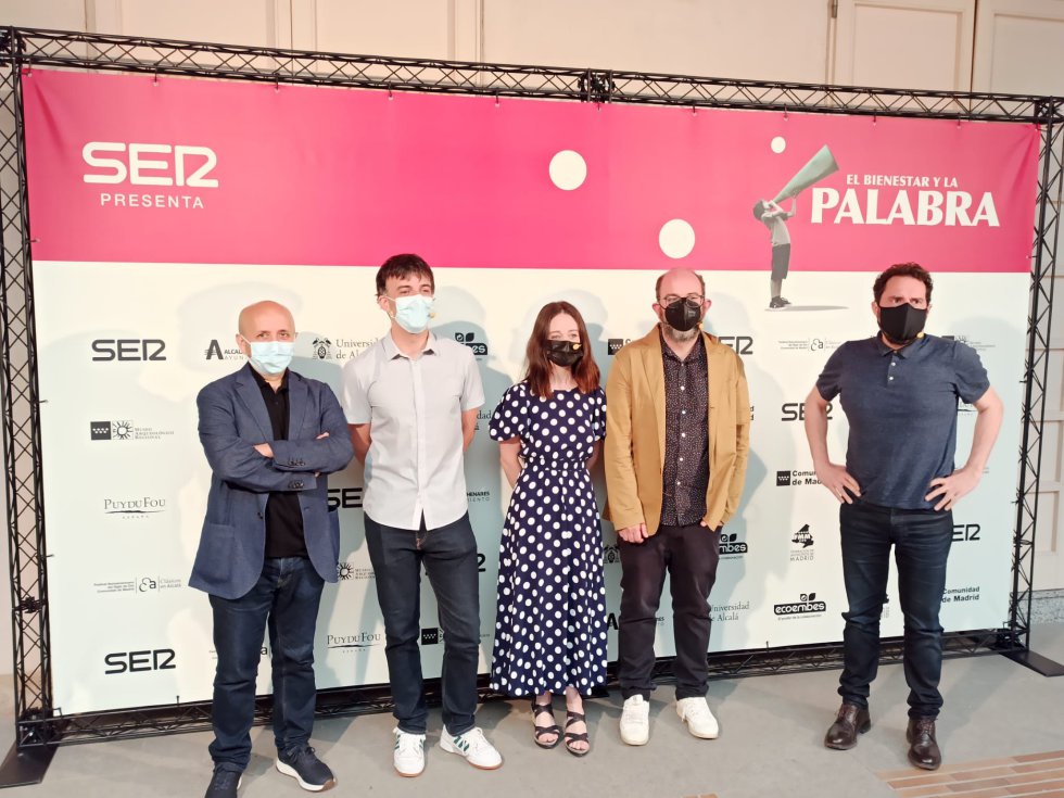 Luis Alegre, Diego San José, Elena Rivera, Borja Cobeaga y Aitor Gabilondo. Luis Alegre, Diego San José, Elena Rivera, Borja Cobeaga y Aitor Gabilondo.