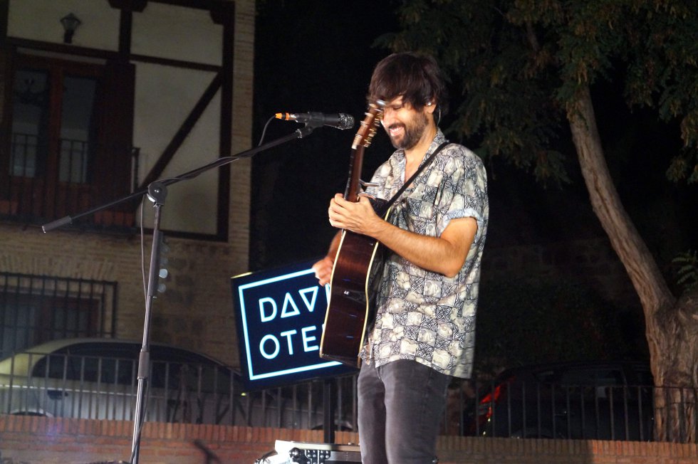 Las mejores imágenes de 'Túmbate Bolo' con David Otero en Toledo Las mejores imágenes de 'Túmbate Bolo' con David Otero en Toledo