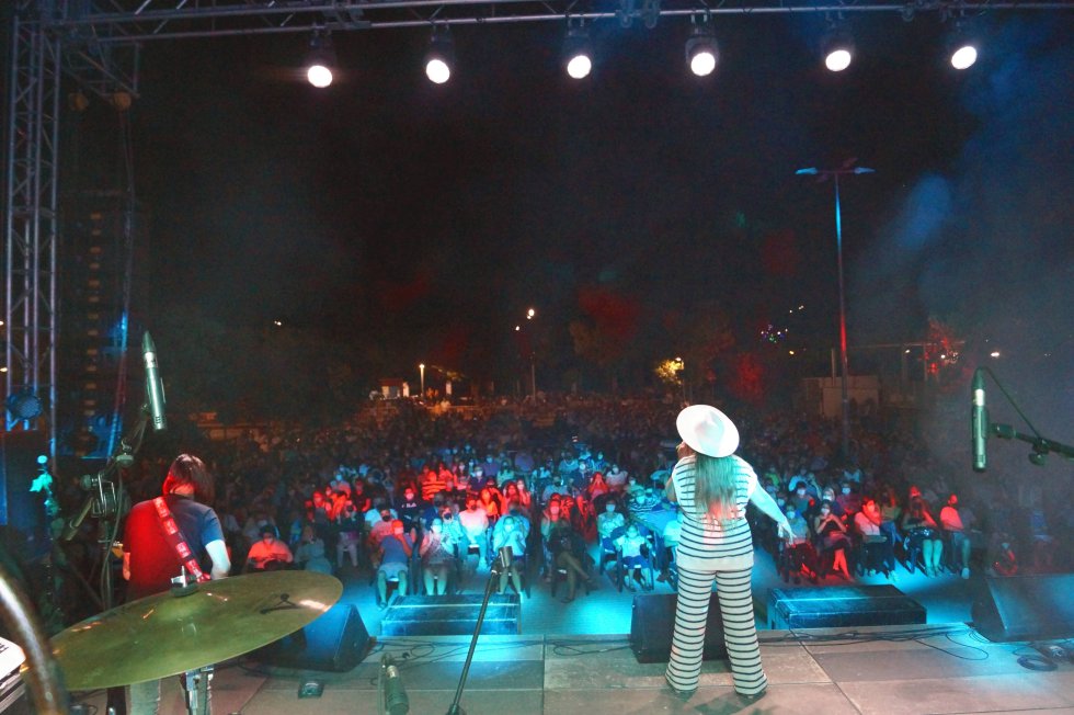 Las mejores imágenes del 'Concierto Dial Villacañas' con Bombai y María Aguado Las mejores imágenes del 'Concierto Dial Villacañas' con Bombai y María Aguado