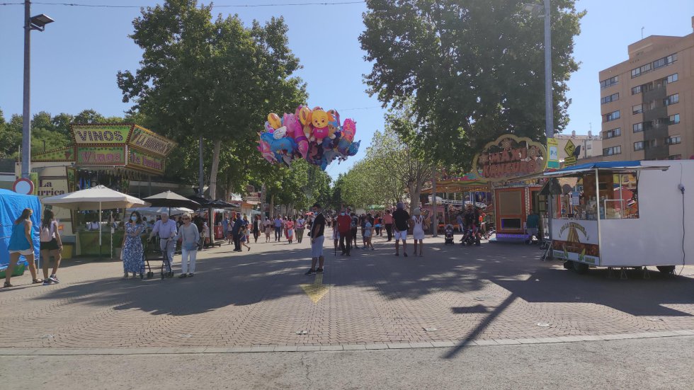 El Paseo de la Feria El Paseo de la Feria