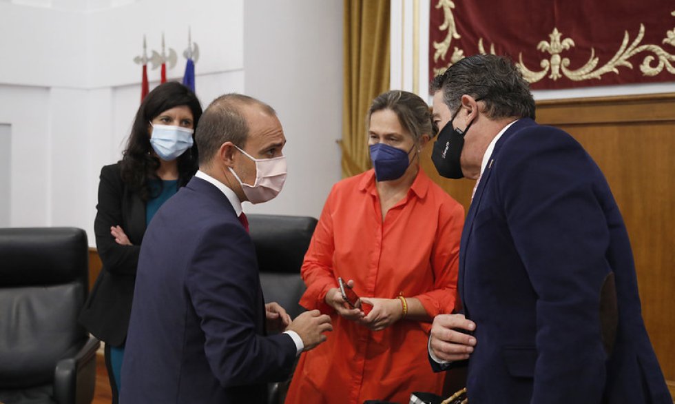 FOTOGALERÍA | El debate, desde otro enfoque FOTOGALERÍA | El debate, desde otro enfoque