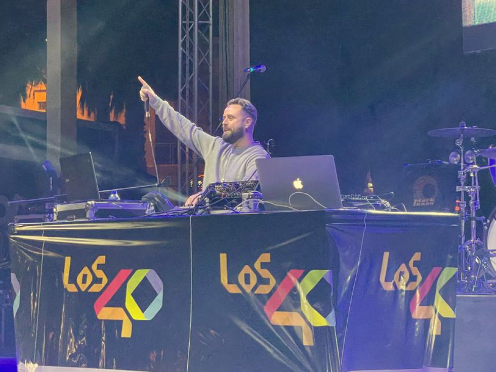 LOS40 Elda hacen bailar a Petrer en sus fiestas patronales LOS40 Elda hacen bailar a Petrer en sus fiestas patronales