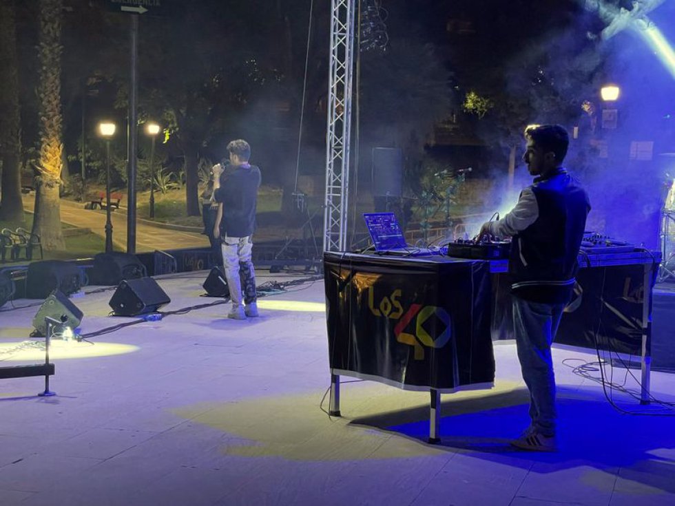 LOS40 Elda hacen bailar a Petrer en sus fiestas patronales LOS40 Elda hacen bailar a Petrer en sus fiestas patronales