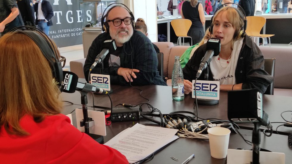 El director Alex de la Iglesia i l’actriu Ingrid García-Jonsson, que van presentar “Veneciafrenia” al Festival de Sitges 2021 El director Alex de la Iglesia i l’actriu Ingrid García-Jonsson, que van presentar “Veneciafrenia” al Festival de Sitges 2021