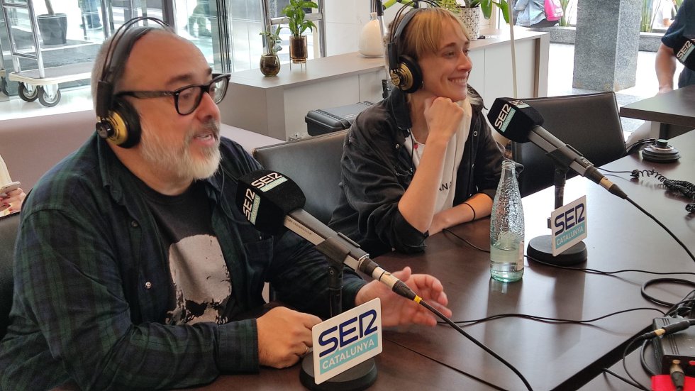 El director Alex de la Iglesia i l’actriu Ingrid García-Jonsson, que van presentar “Veneciafrenia” al Festival de Sitges 2021 El director Alex de la Iglesia i l’actriu Ingrid García-Jonsson, que van presentar “Veneciafrenia” al Festival de Sitges 2021