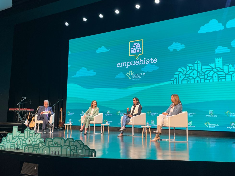 Las imágenes de 'Empuéblate' desde la sede de Eurocaja Rural Las imágenes de 'Empuéblate' desde la sede de Eurocaja Rural