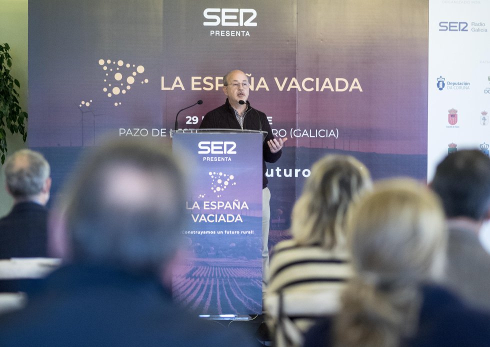 Carlos Ferrás, profesor de geografía humana USC. Carlos Ferrás, profesor de geografía humana USC.